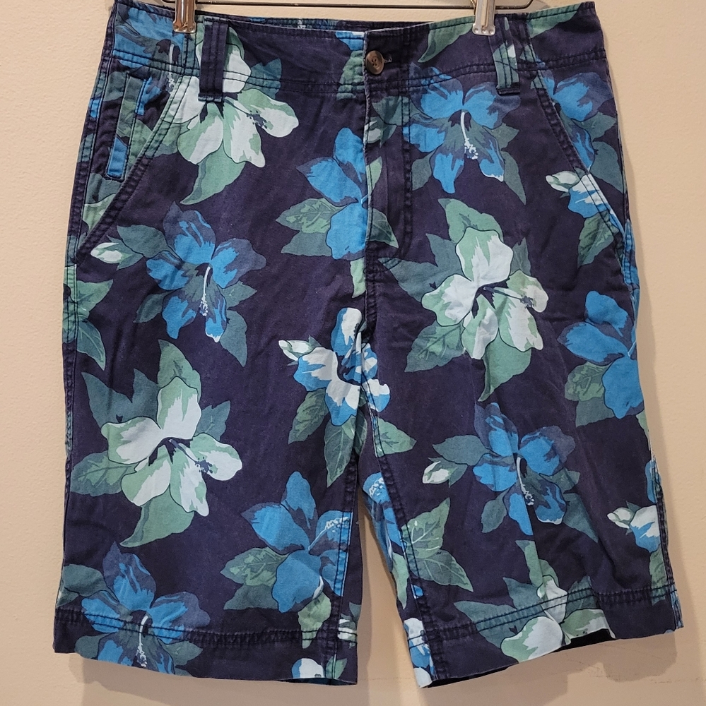 Mossimo Supply - Men's Bermuda Floral Shorts zippered front/back pockets…